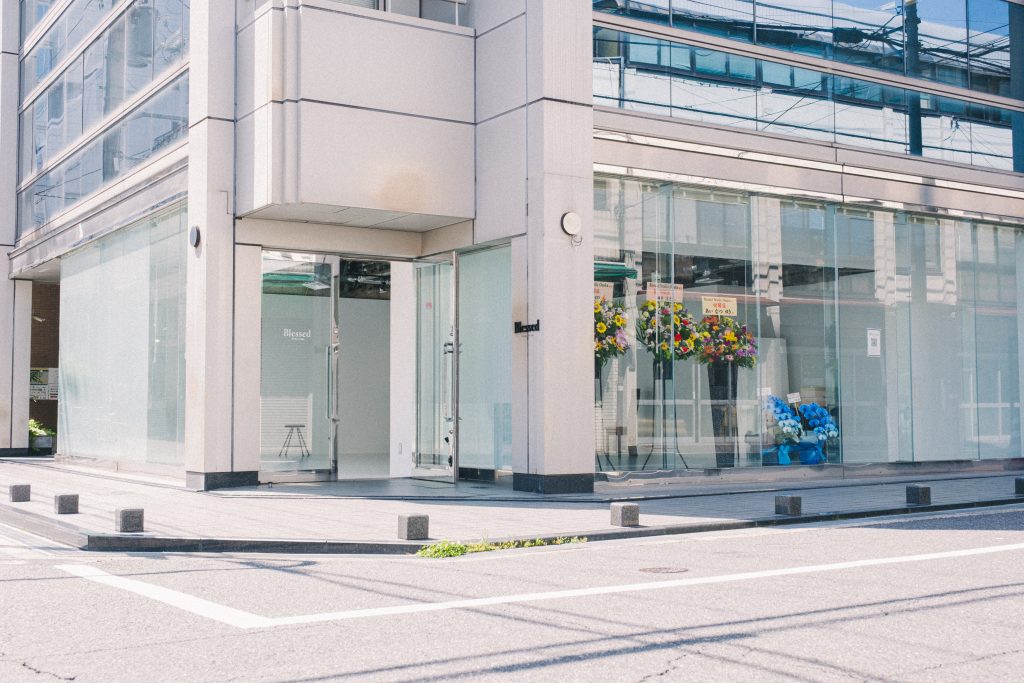 大阪自然光撮影スタジオ Blessed Studio Osaka